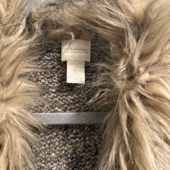 Chico's Faux Fur Collar Knit Vest - Picture 2 of 9